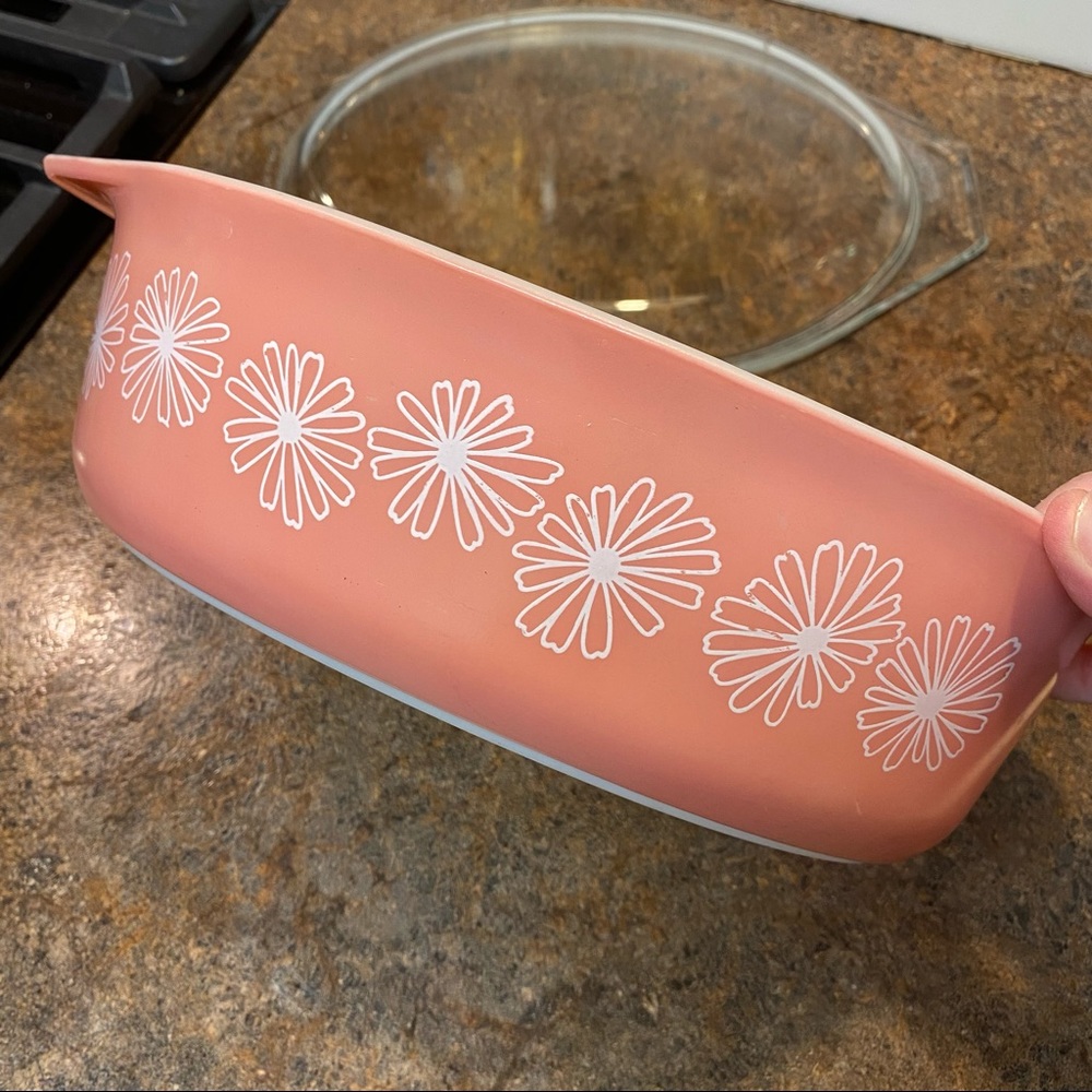 Vintage Pyrex Pink Daisy